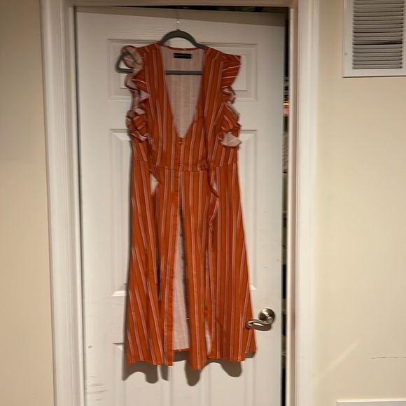 Dress - Picture 2 of 3